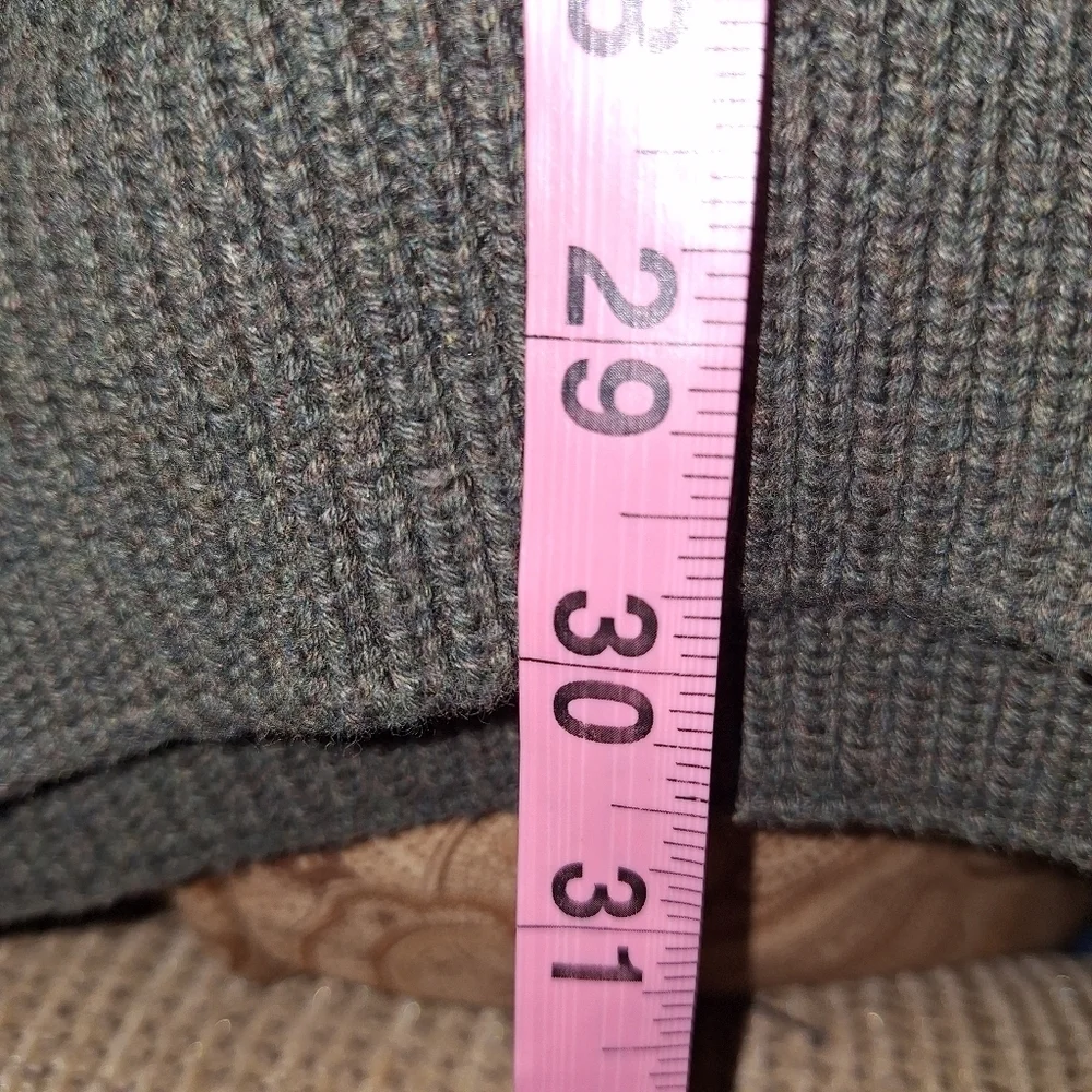 Chaps Men's Olive 1/4 Zip-Up Cable Knit Sweater In A Size XL. Chunky,Substantial